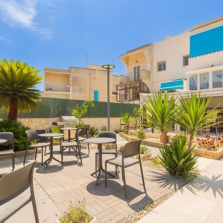 Apulia Blue Apartements&B&B Bari Bagian luar foto