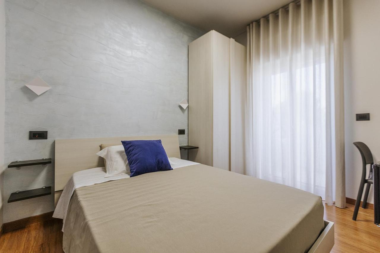 Apulia Blue Apartements&B&B Bari Bagian luar foto