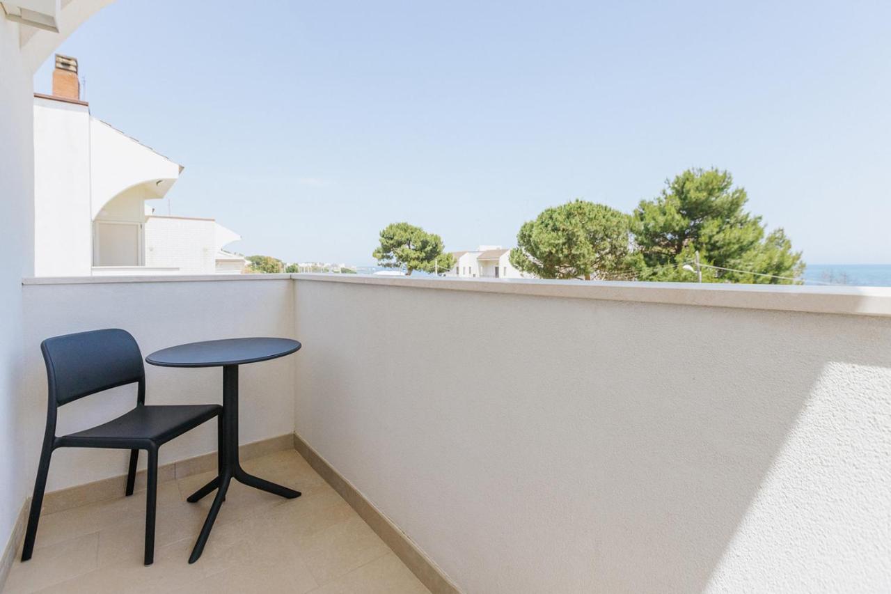 Apulia Blue Apartements&B&B Bari Bagian luar foto